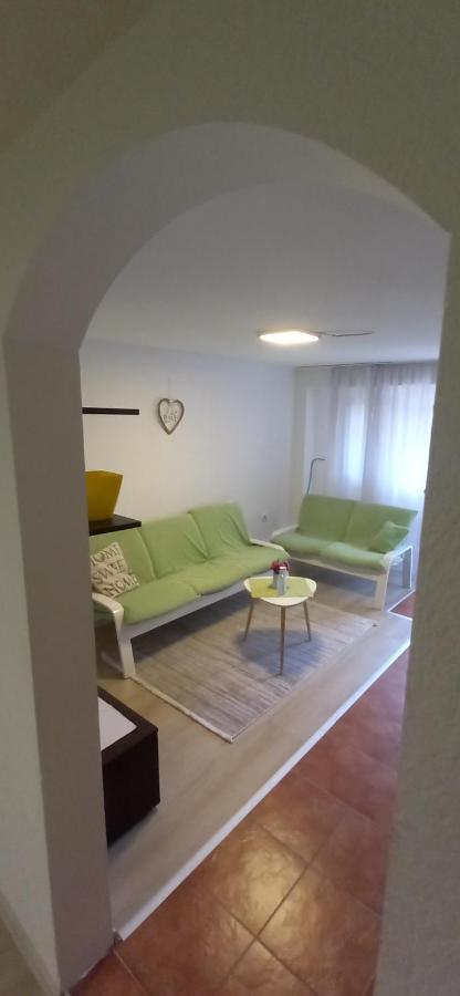 Jani Apartment City Skopje City ​​Center Buitenkant foto