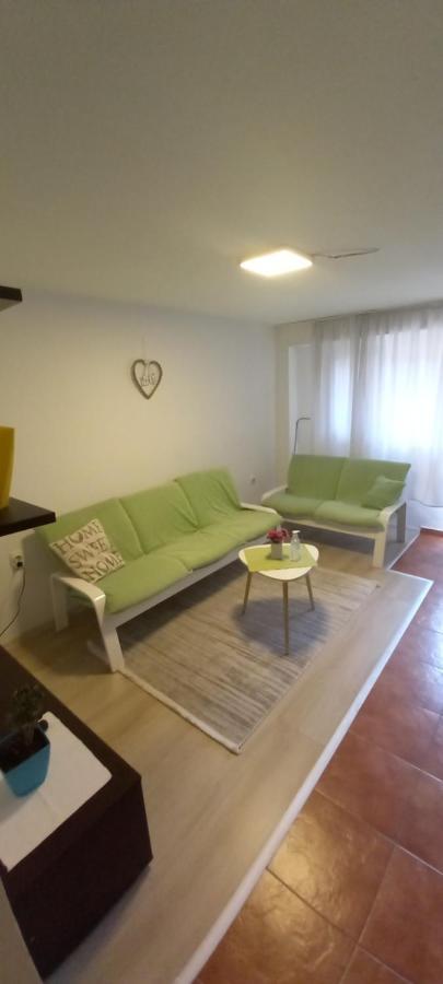 Jani Apartment City Skopje City ​​Center Buitenkant foto